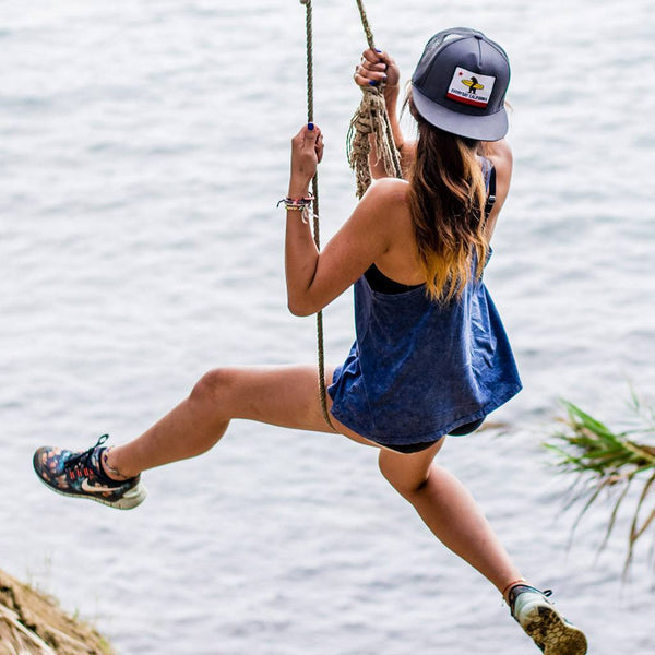 Everyday California Flag Snapback hat with Surfer bear Brutus charcoal